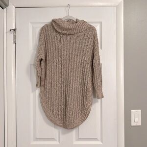 Cowl Neck 3/4 Sleeve U Hem Sweater